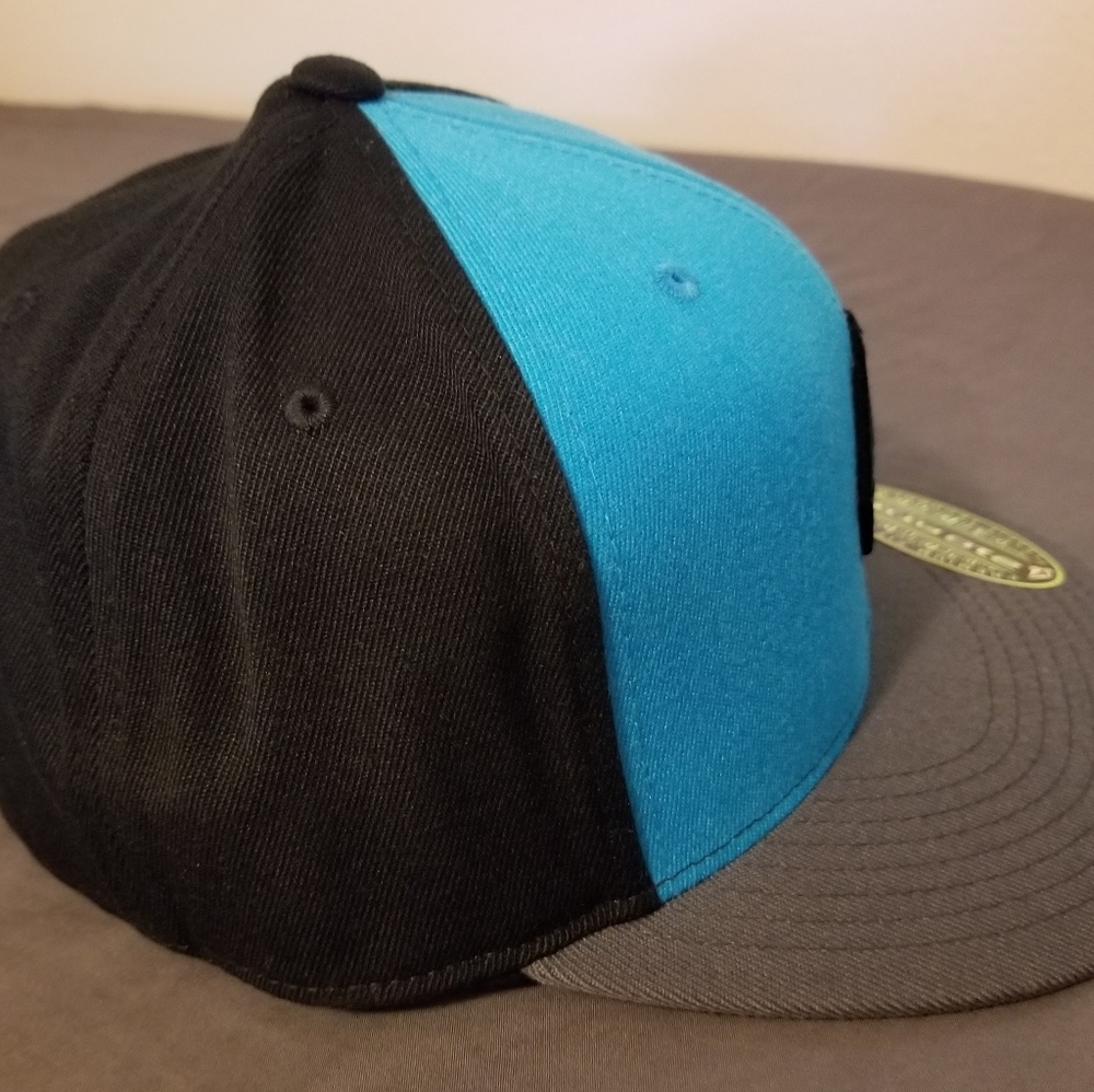 Cap - Picture 7 of 11